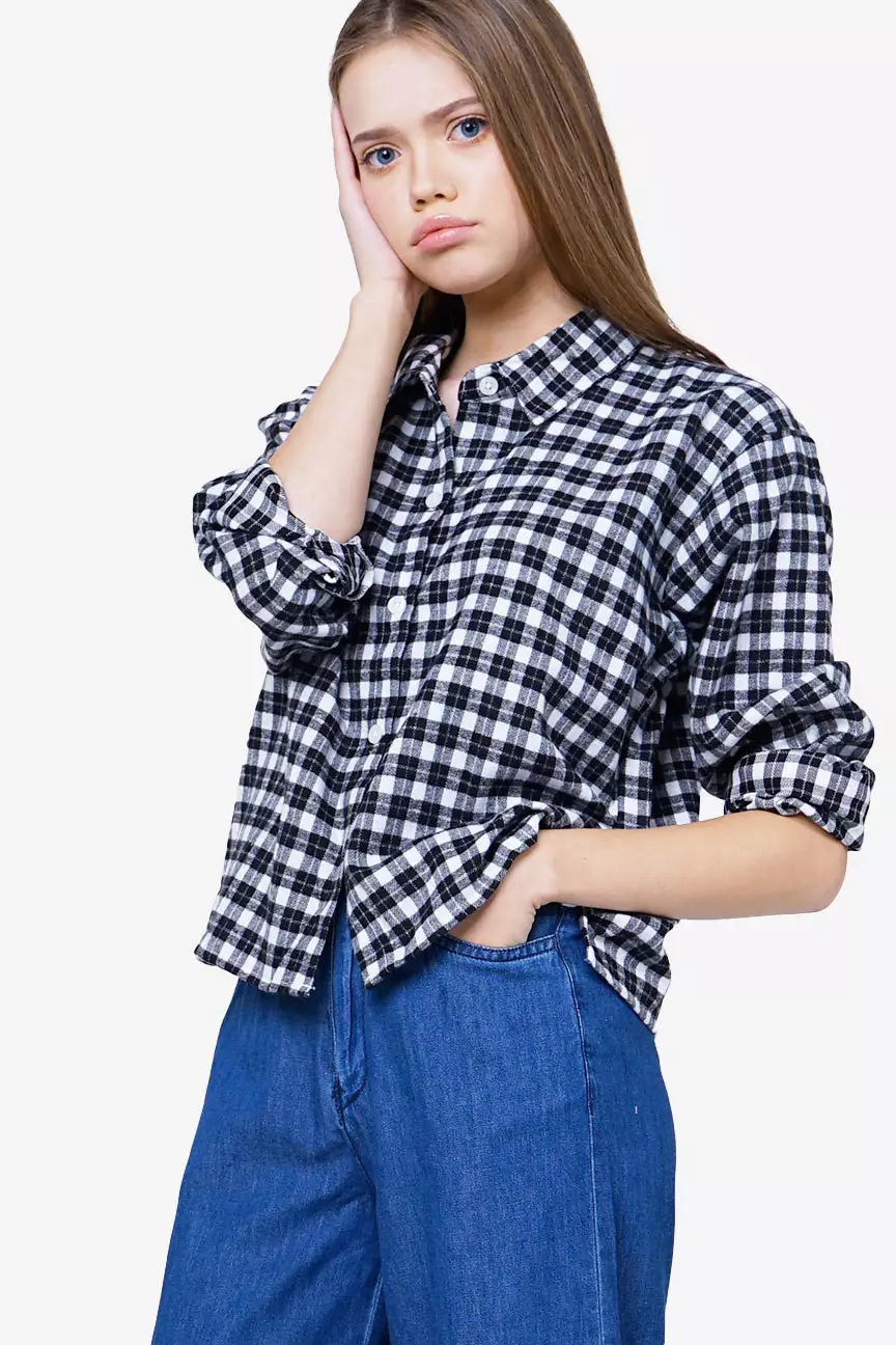Kemeja Flanel Wanita Valeza Black Offwhite