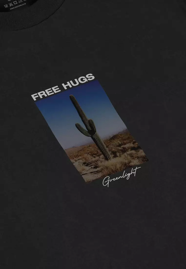 Kaos Pria Lengan Pendek Katun Free Hugs C190723