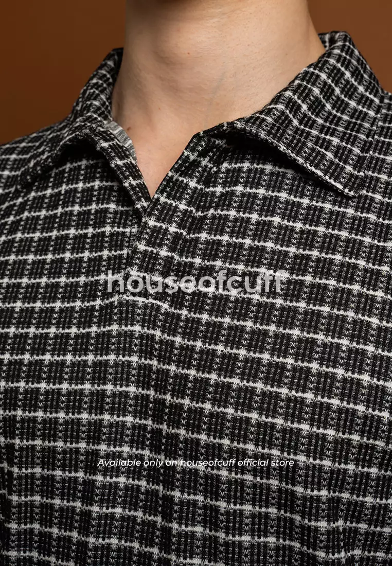 Houseofcuff Polo Shirt Knit Rajut Kaos Kerah Lengan Pendek Square Pattern Hitam