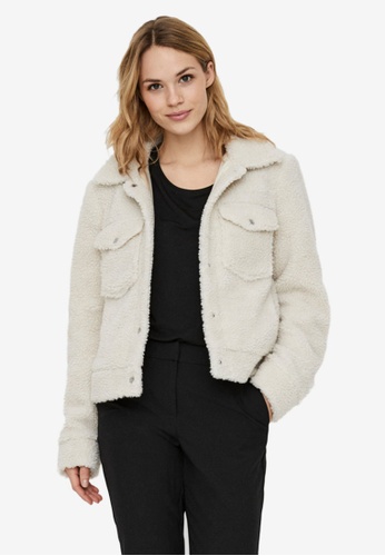 Buy Vero Moda Bette Short Teddy Jacket 2021 Online | ZALORA Singapore