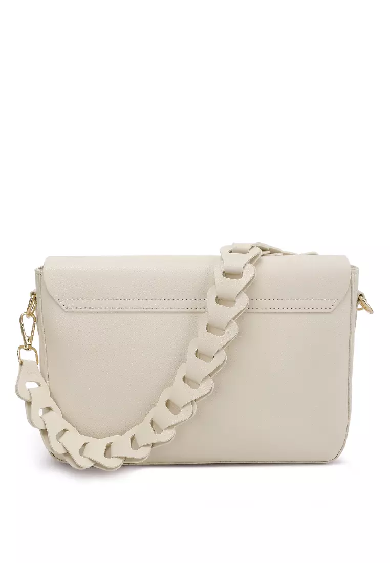 Tas Flap Yang Tidak Biasa Dalam Warna Krem