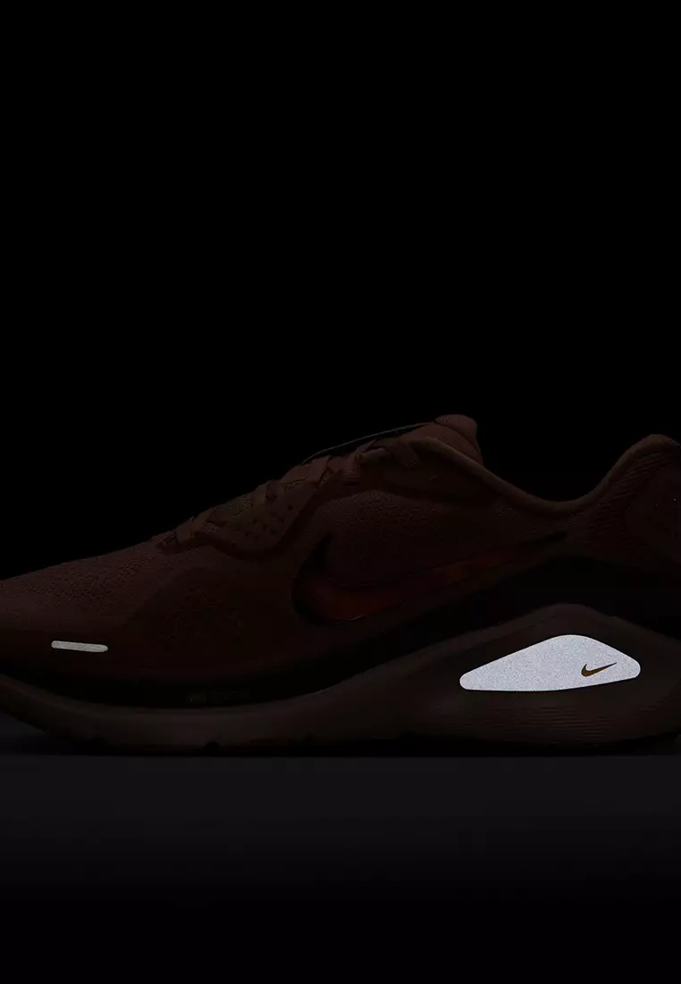 Structure 26 Road Running Shoes