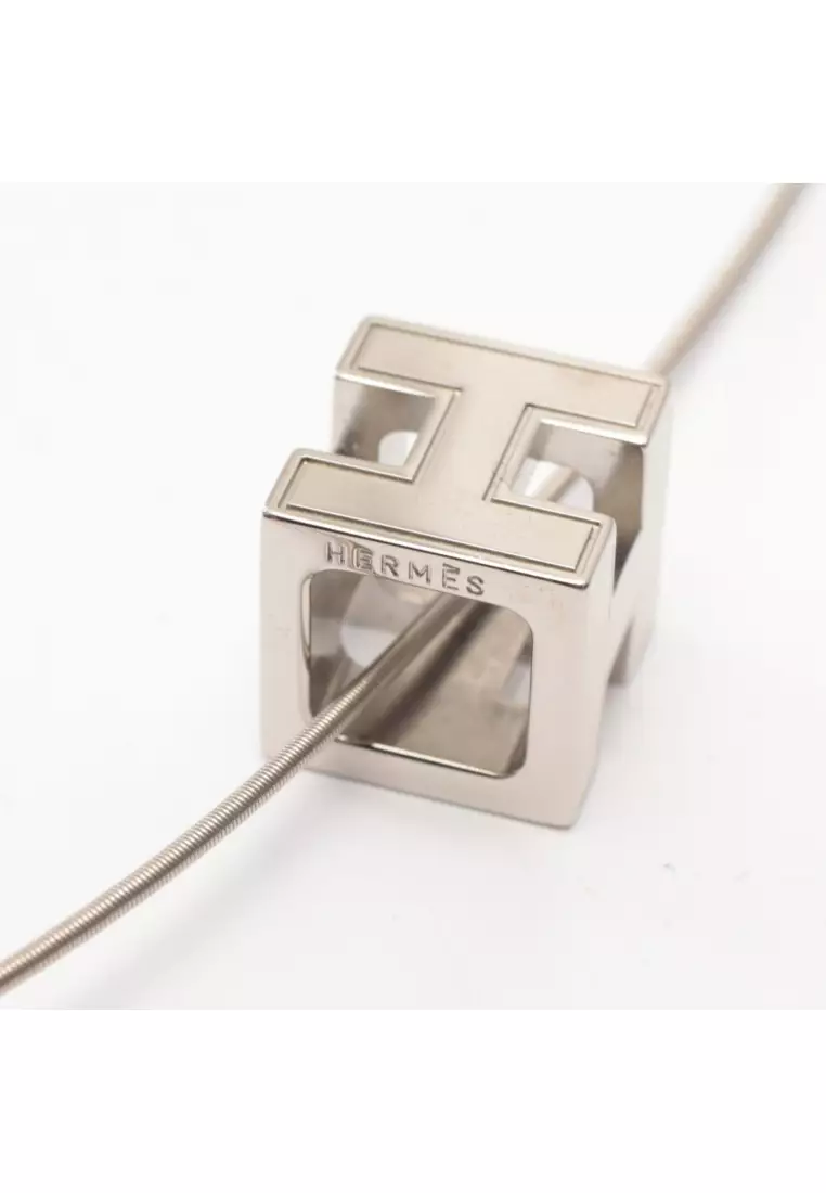Pre-Loved Hermès Cage d'H Ash H-cube necklace Silver ivory