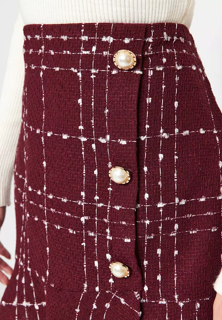 Claret Red With Buttons And Tweed Fabric Hem With Ruffles, Mini Woven Skirt Twoaw22Et0155