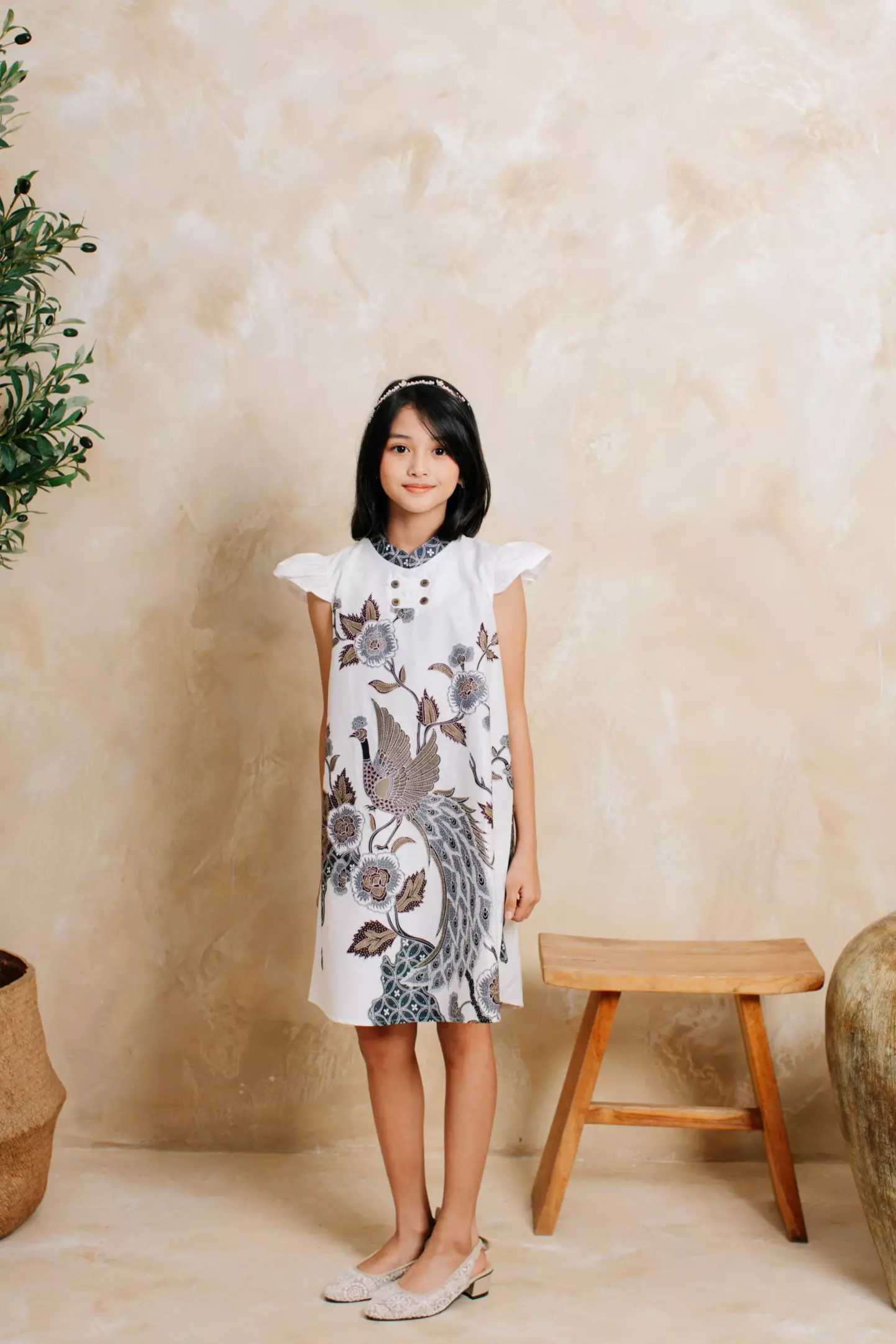 Adyatma Kamala White Putih Dress Batik Anak Wanita Lengan Pendek Katun