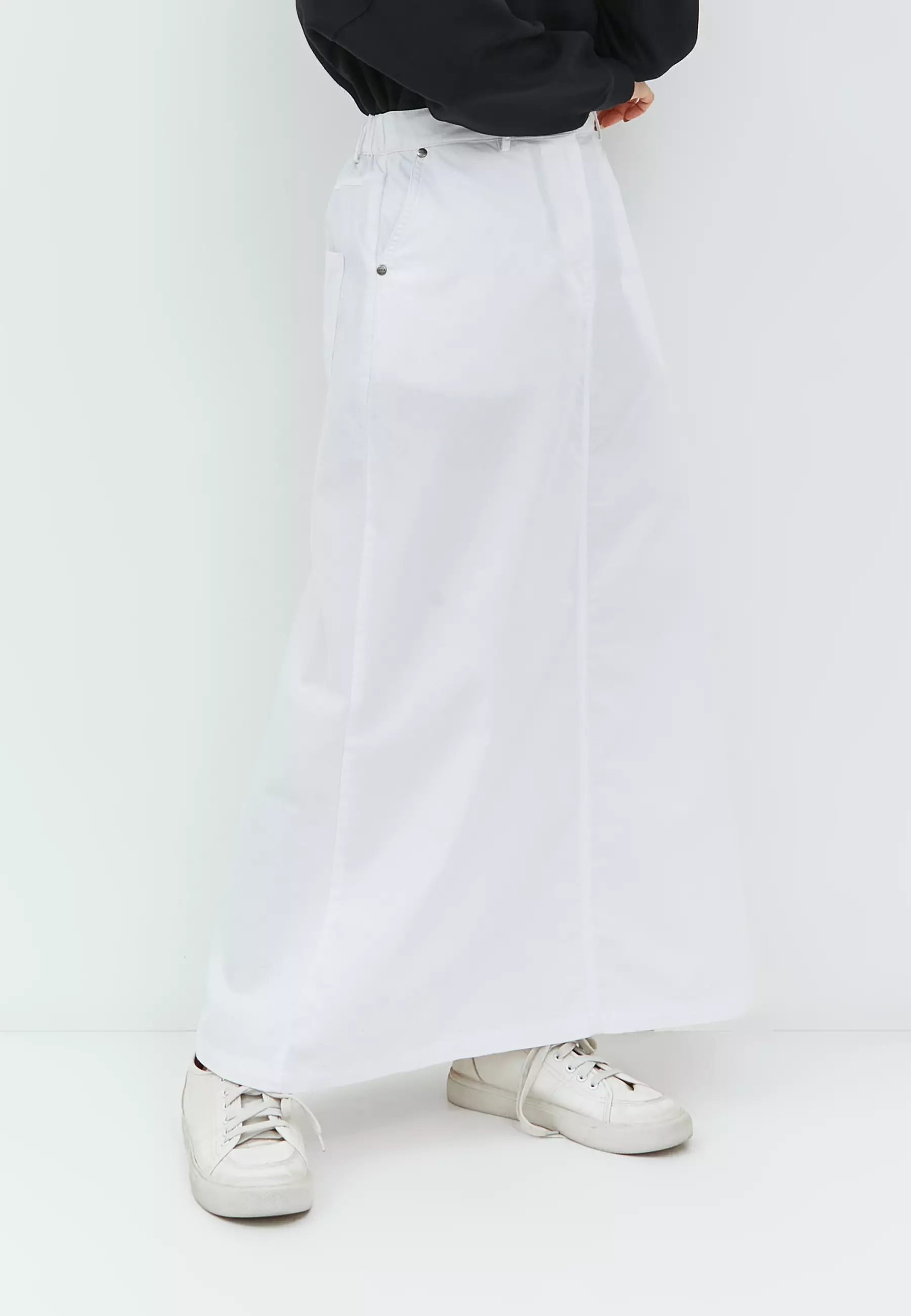 Juanita White Skirt (G.21119)