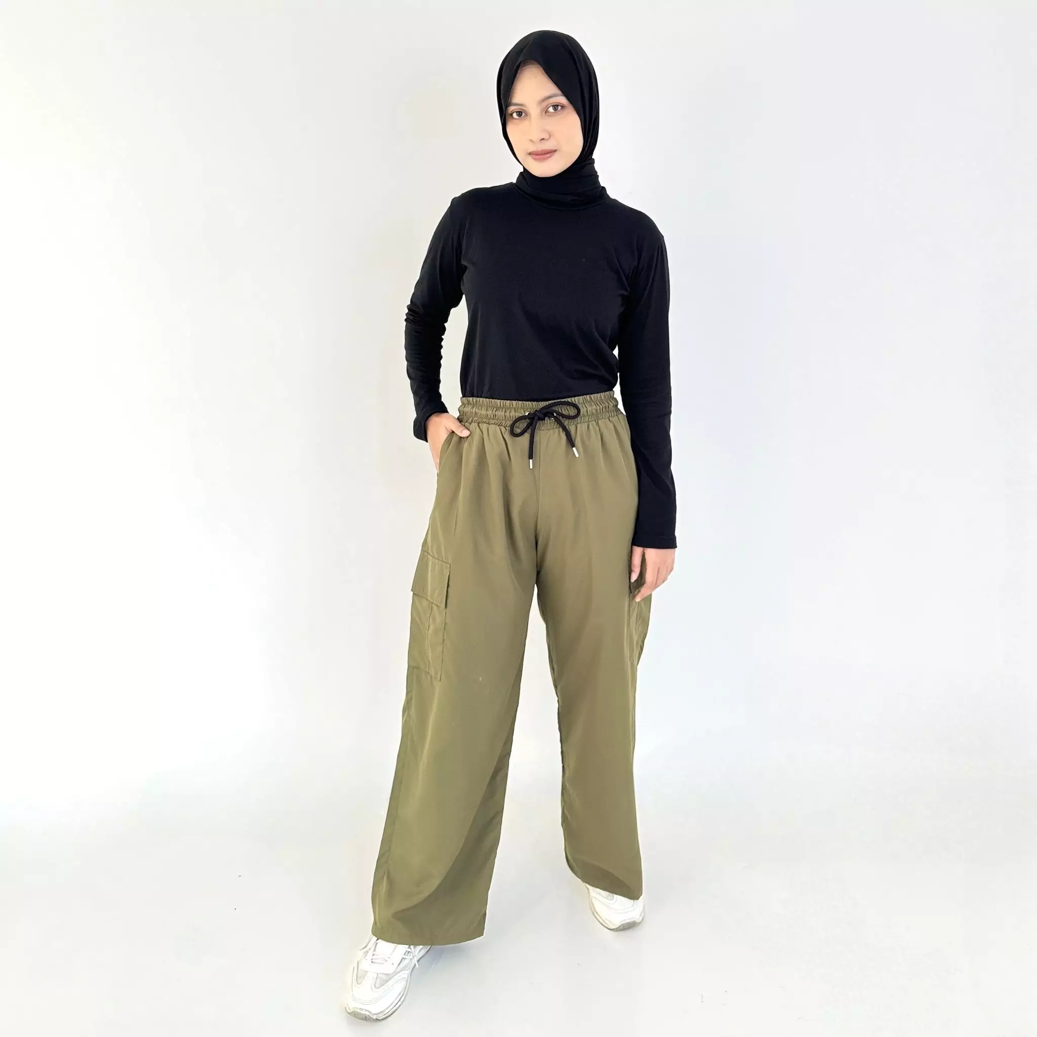 BUY 1 GET 1 FREE Parasut Cargo Pants [Black - Army]