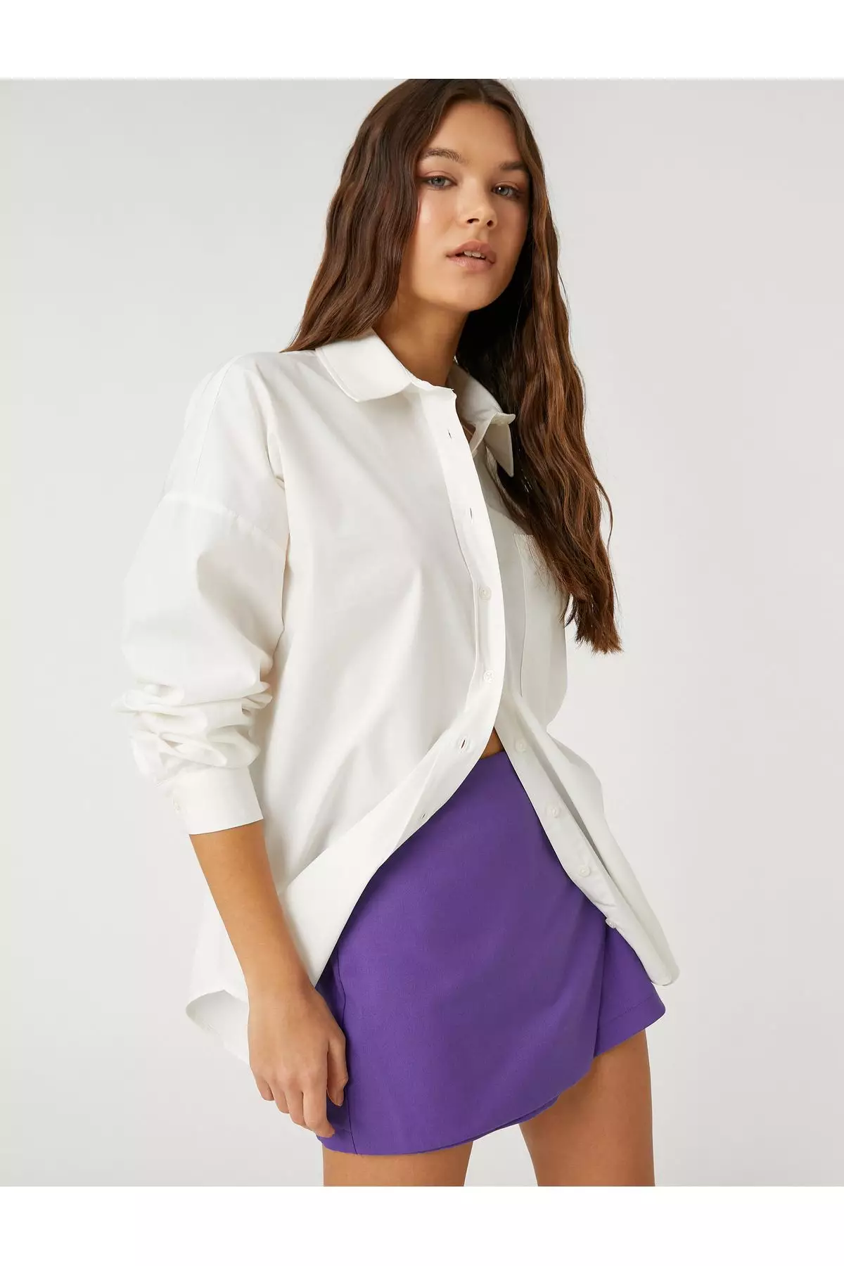 White long sleeve shirt with sales hood