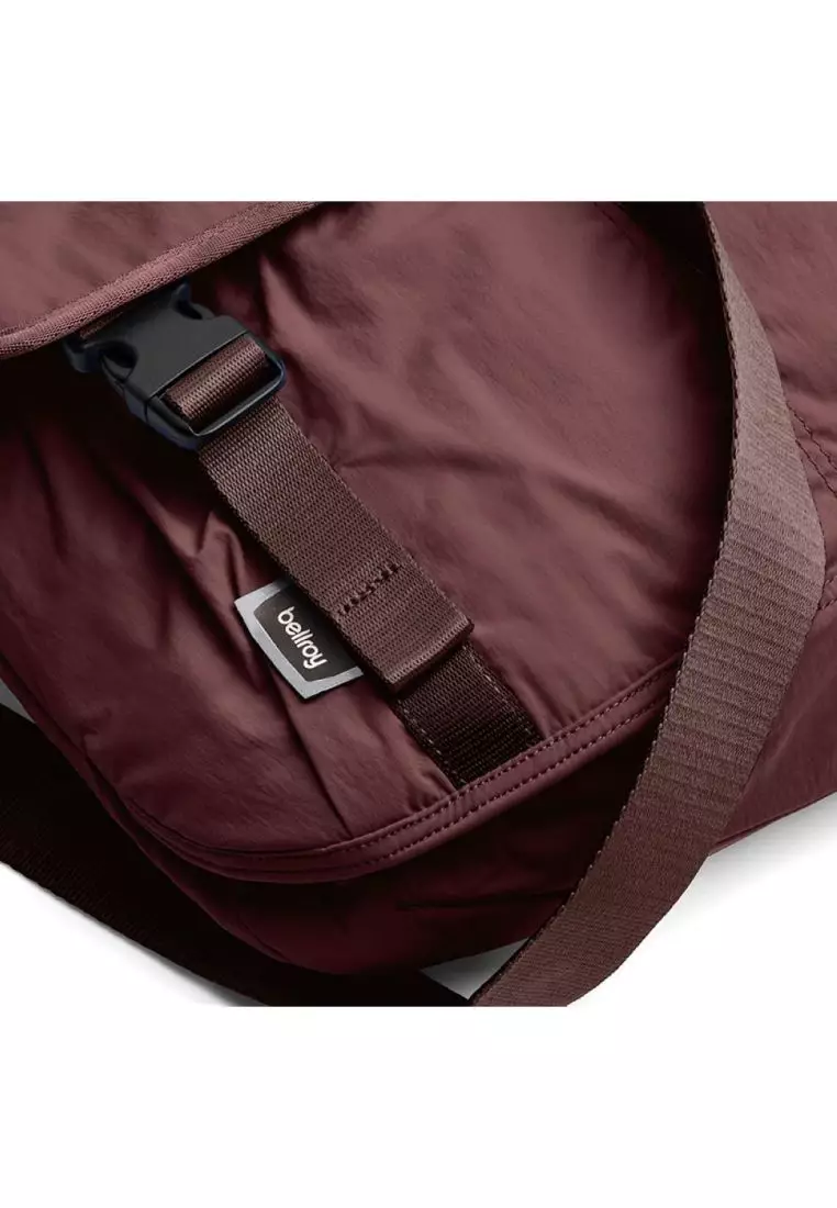 Bellroy Cinch Messenger Bag - Burgundy
