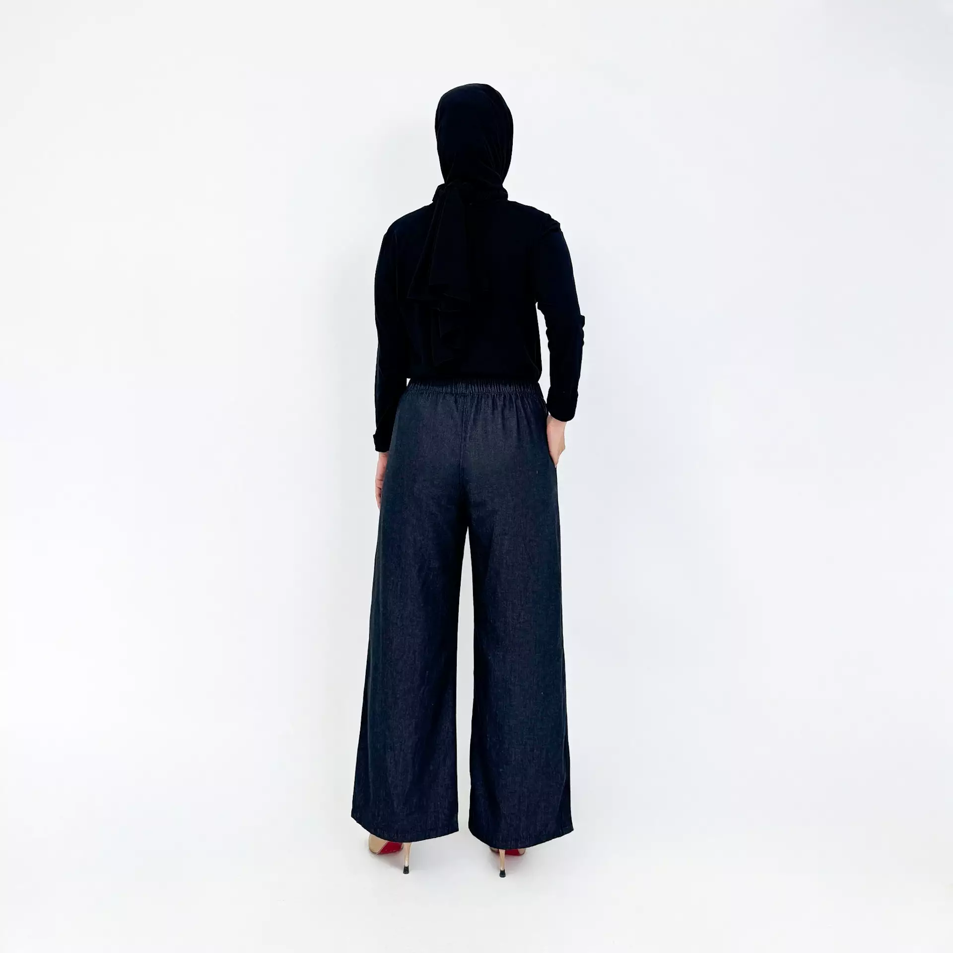 Wide Denim Cotton Neva - Celana Panjang Basic Wanita HITAM