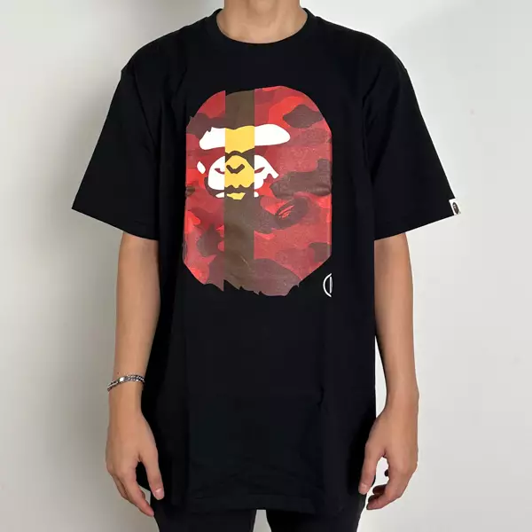 Kaos BAPE BIG HEAD CAMO TRICO RED BLACK TSHIRT 100% ORIGINAL