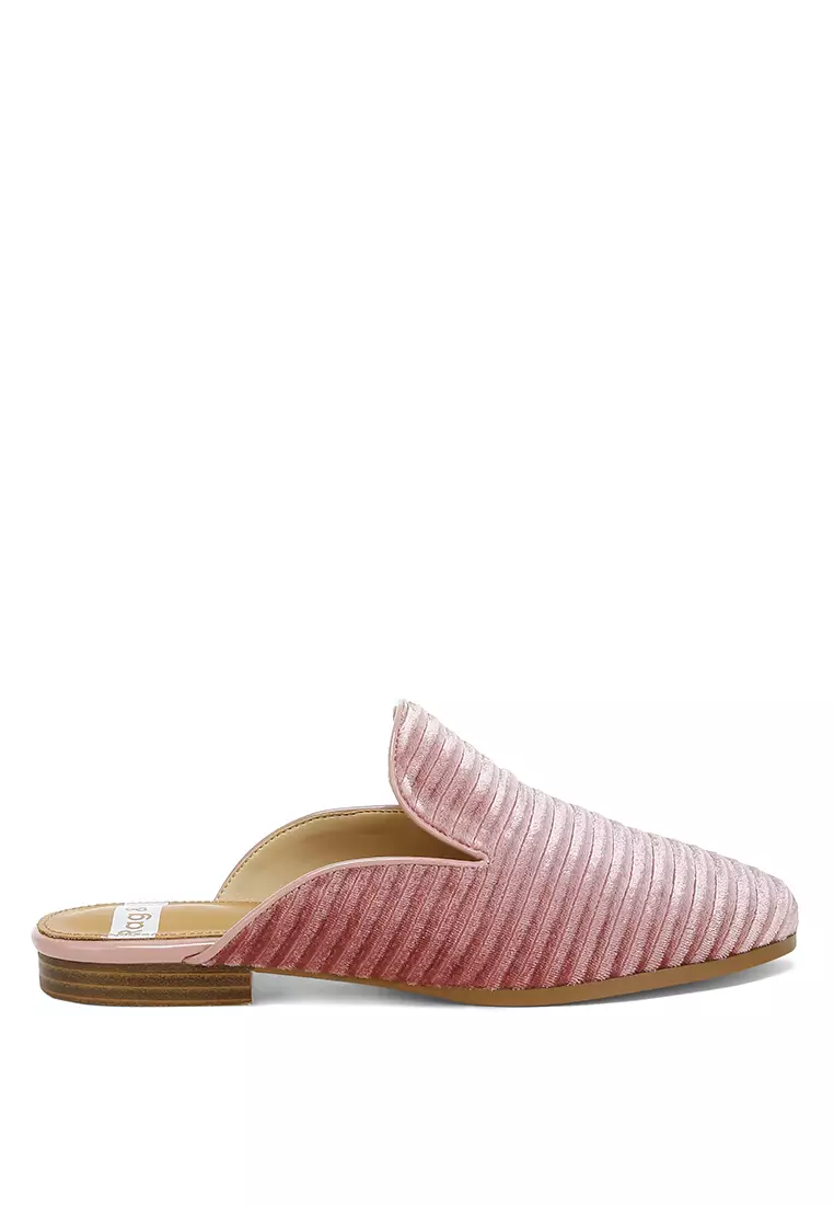 Slip On Mules Bertekstur Beludru dalam Warna Pink