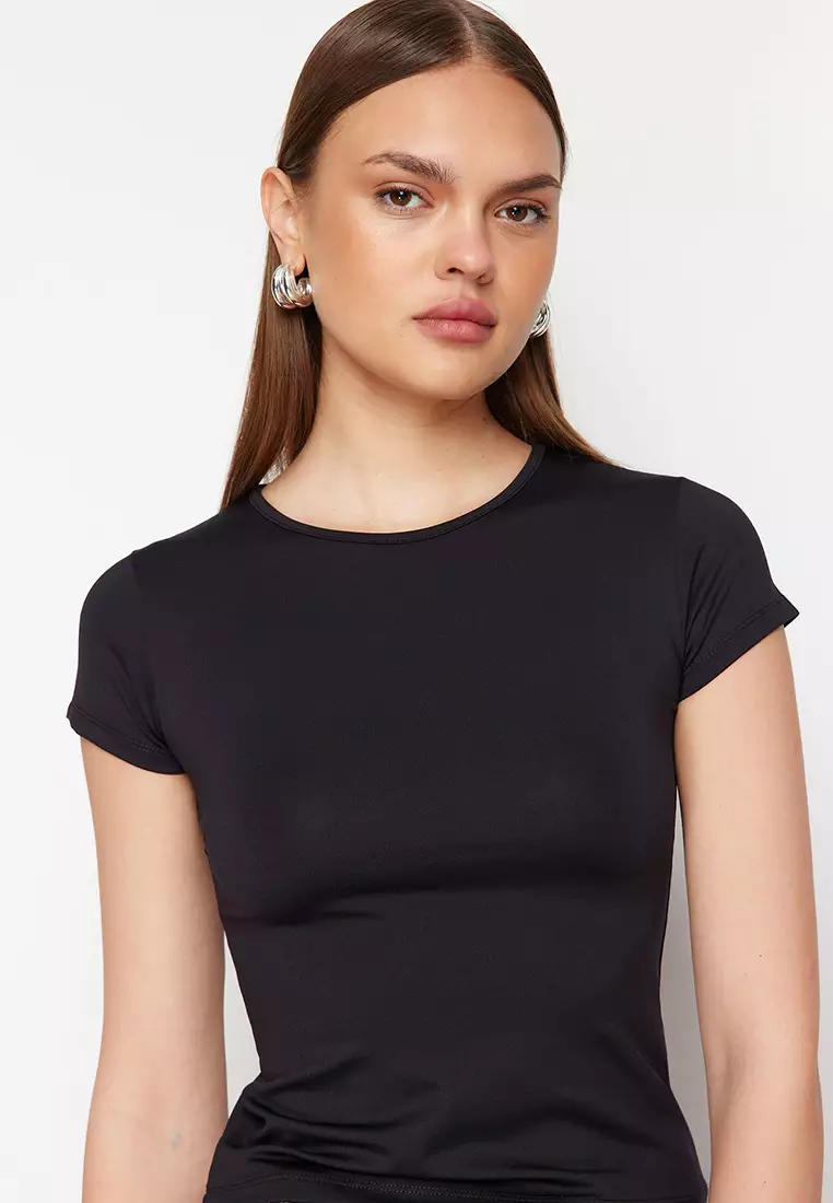 Buy Trendyol Fitted Round Neck T-Shirt 2025 Online | ZALORA
