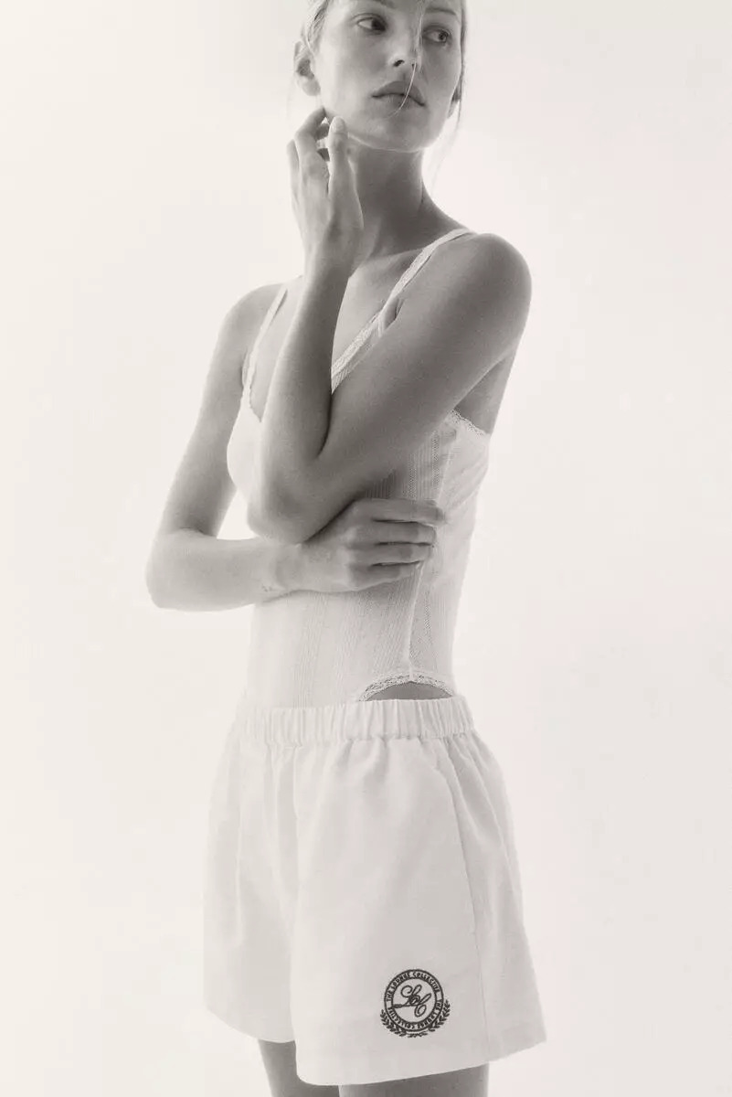 Cotton pull-on shorts