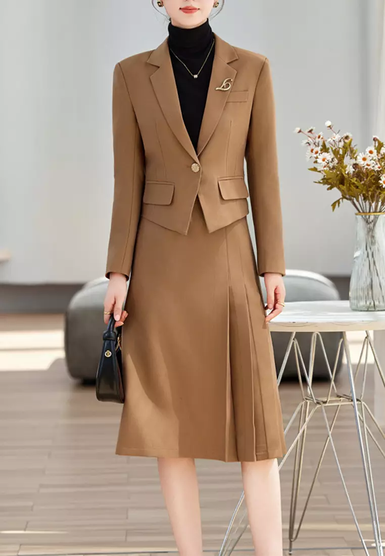 Comfortable Slim Cut Suit Jacket YGH-EA8100