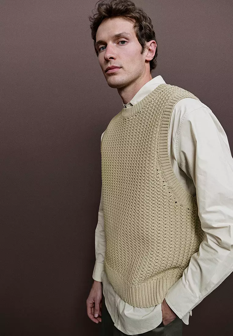 Crew Neck Knitted Vest