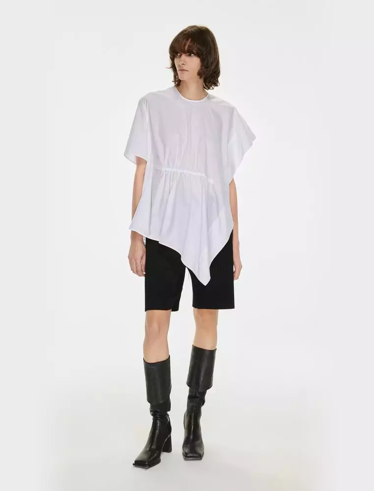 Short-sleeved tops
