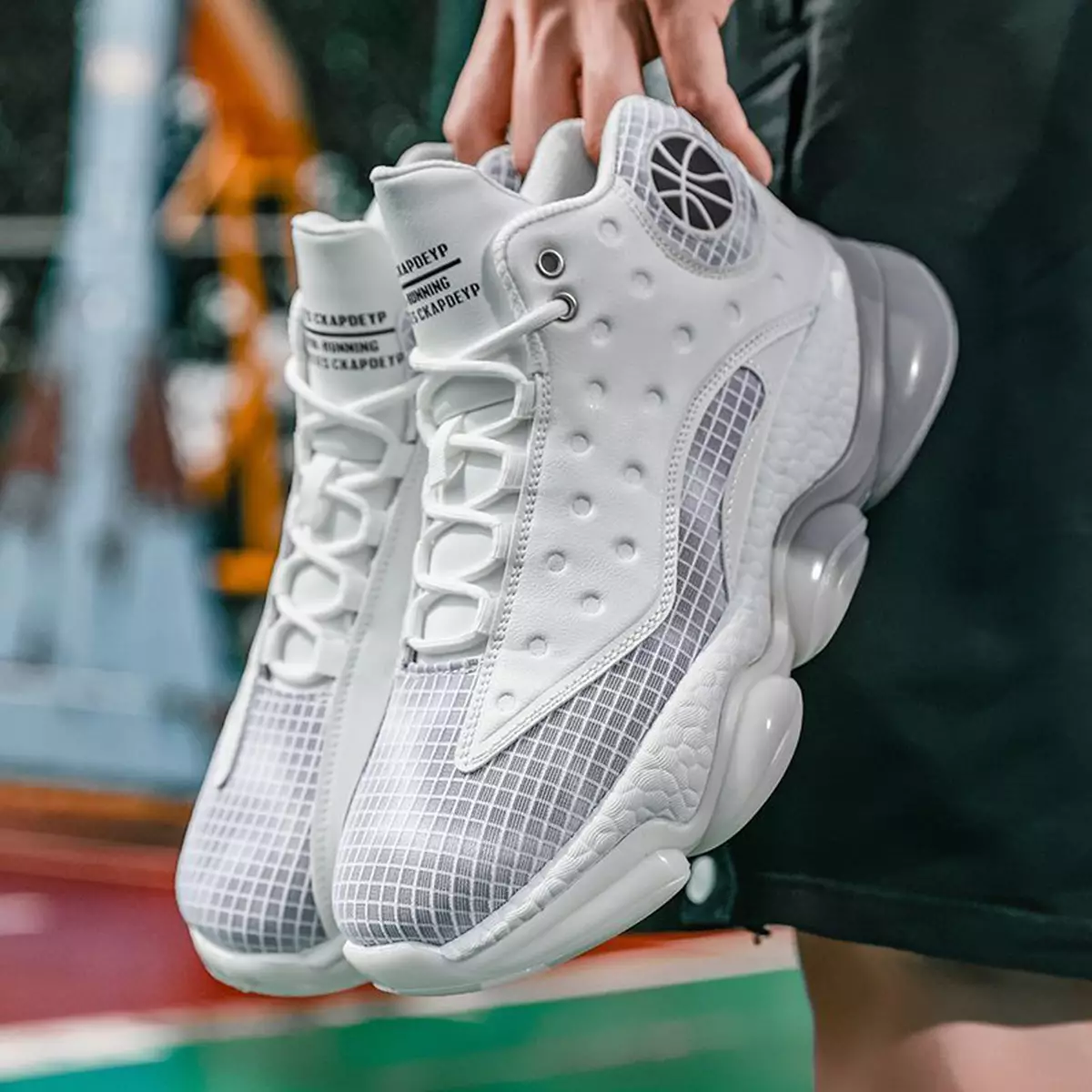 Sepatu Basket Fashionable Pria Sepatu Olahraga Sporty Cowok Q3837