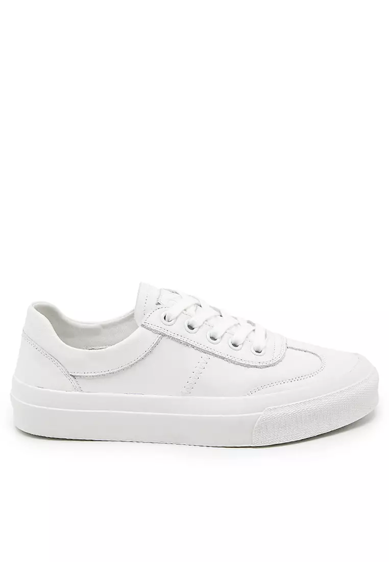 Discount on Twenty Eight Shoes  shoes - SKU: Basic Leather Lace Up Sneakers RX-A07