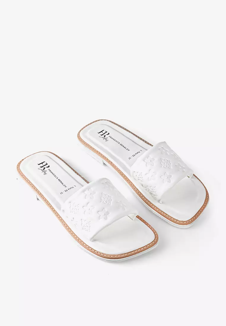 Sandal Ringan Slip On Wanita L.Yuna 02