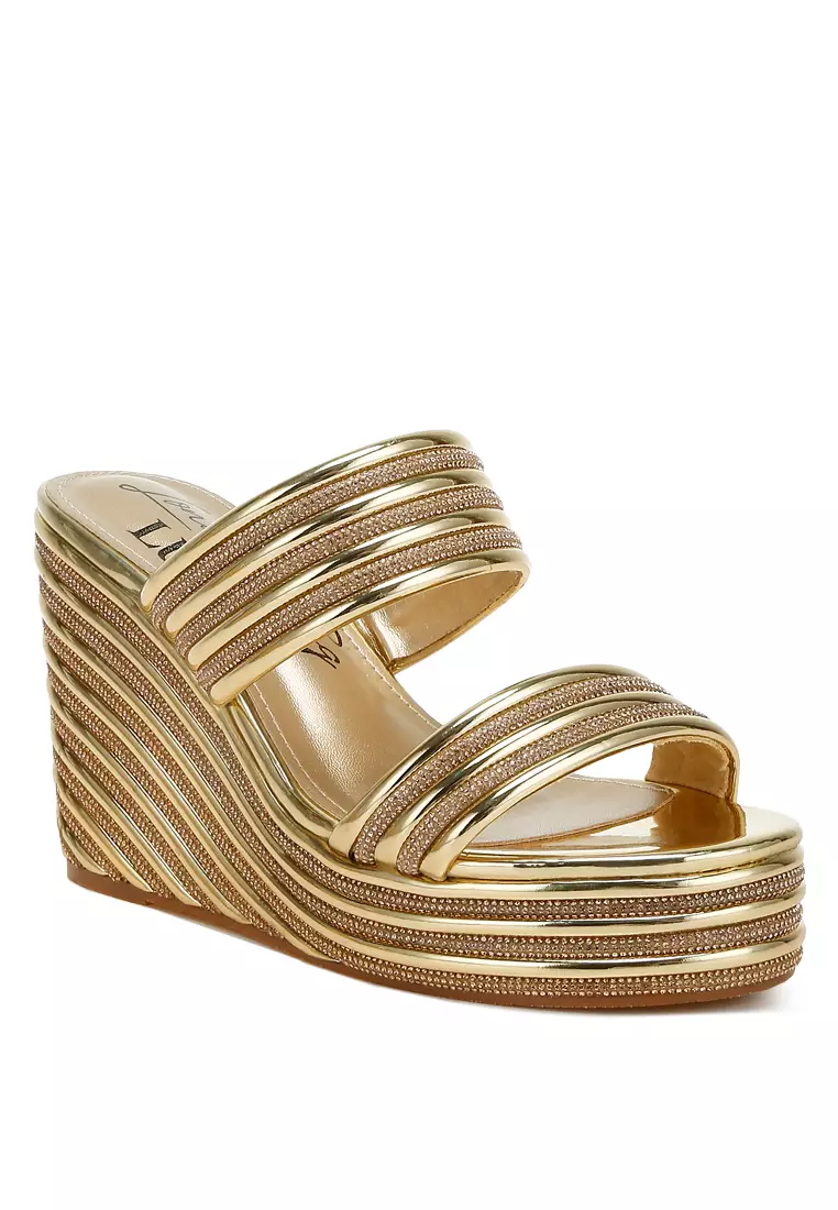 Metallic Faux Leather Wedge Sandals in Gold