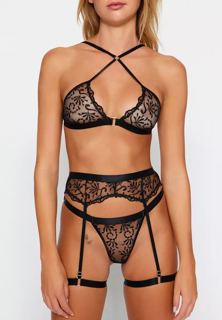 Black Embroidered Lace Garter Rope Suspender Non-Wired Cupless Knitted Underwear Set
