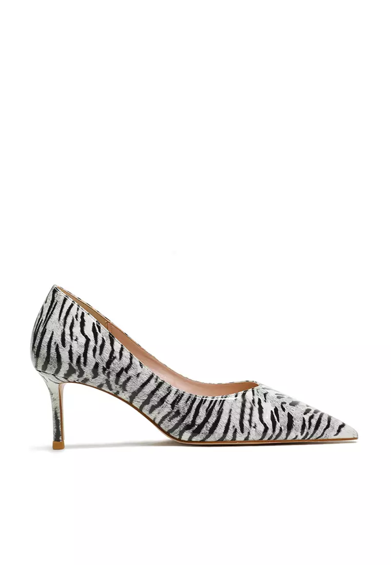 Discount on Twenty Eight Shoes  shoes - SKU: 6CM Faux Patent Pointed Pumps Heels Shoes HZL262