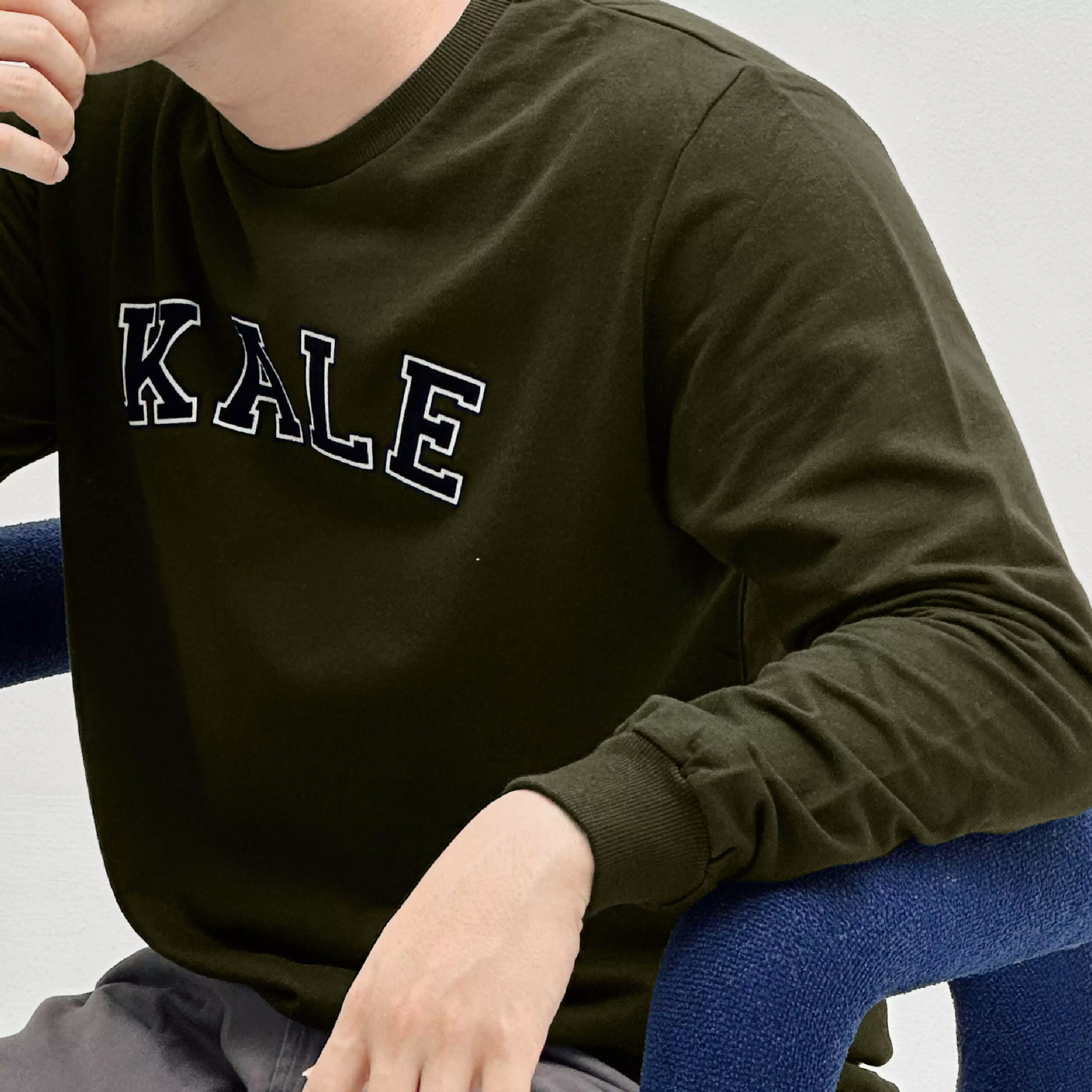 Kale Steven Army / Sweater Pria