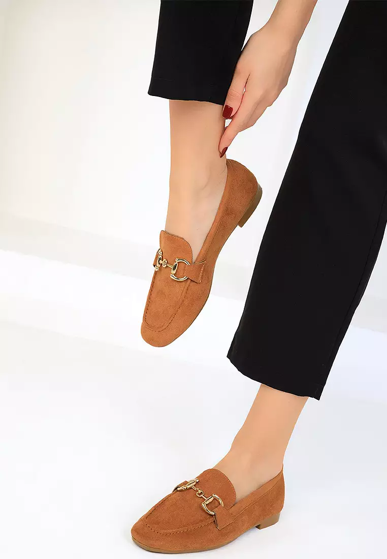Metal Detail Suede Flats