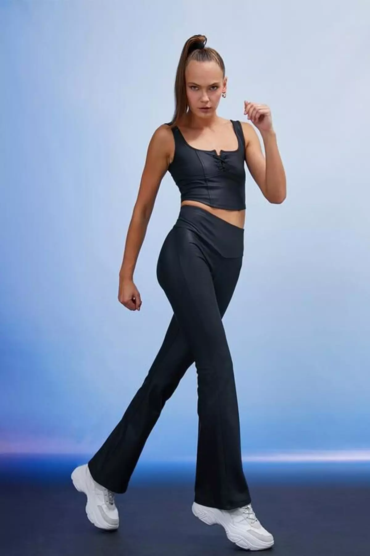 Lotus No Chafe 3/4 Leggings by Lorna Jane Online, THE ICONIC