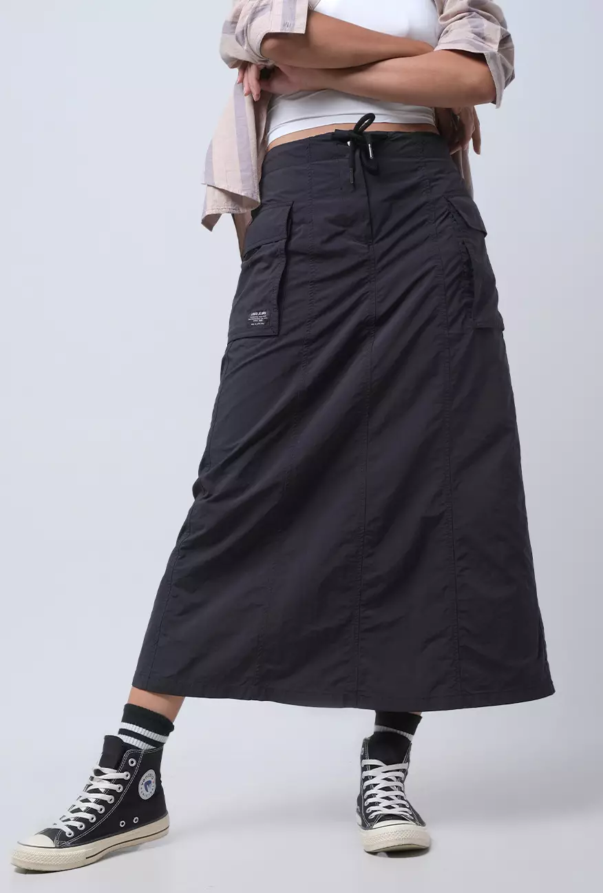 Rok Panjang Zora Black