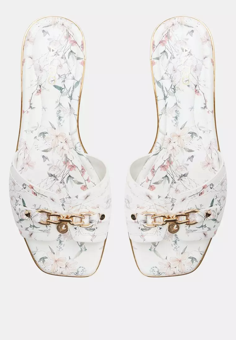 Alamassi Flat Sandals