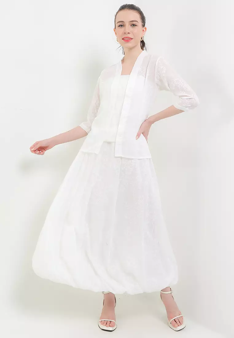 Kebaya Batik Regular 3/4-Sleeve