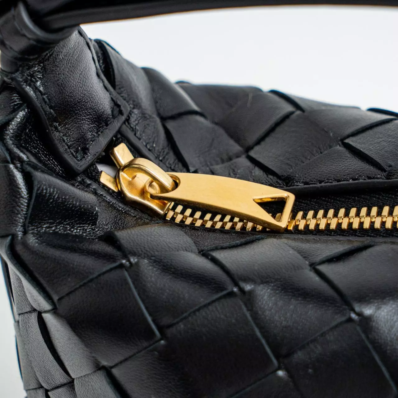 Candy Wallace Intrecciato Leather Handbag Black