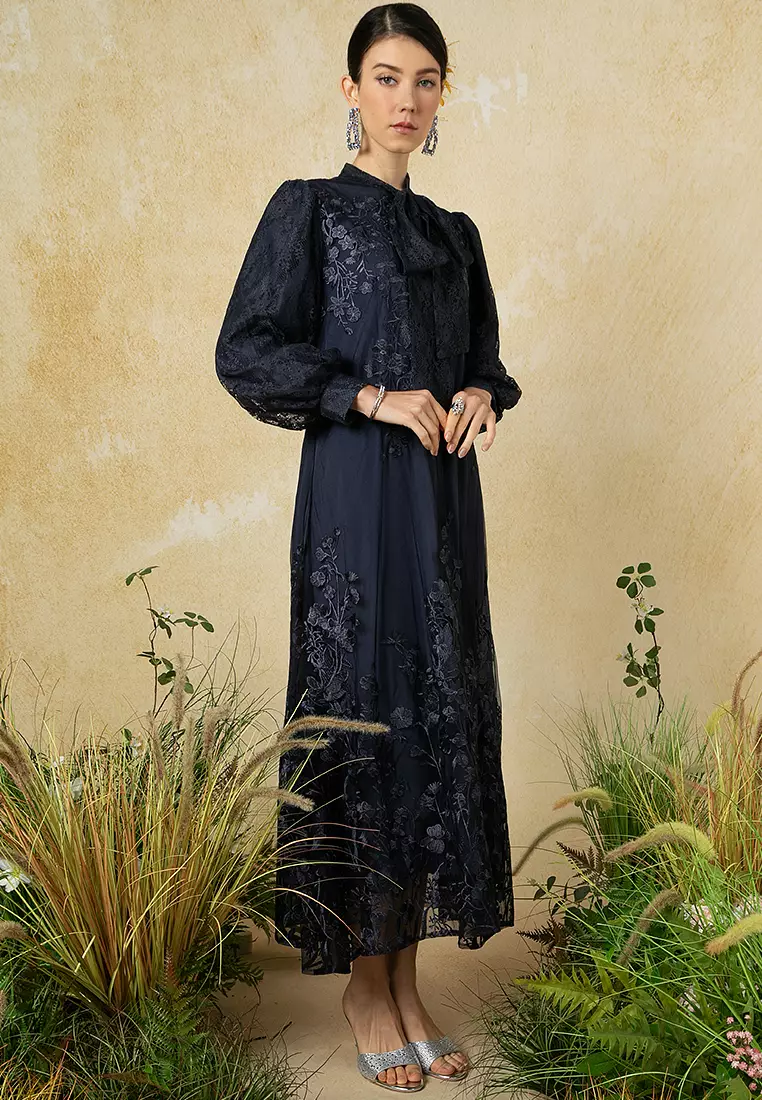 zalia sequin dress Lace and Sequins Maxi Dress Black / XL
