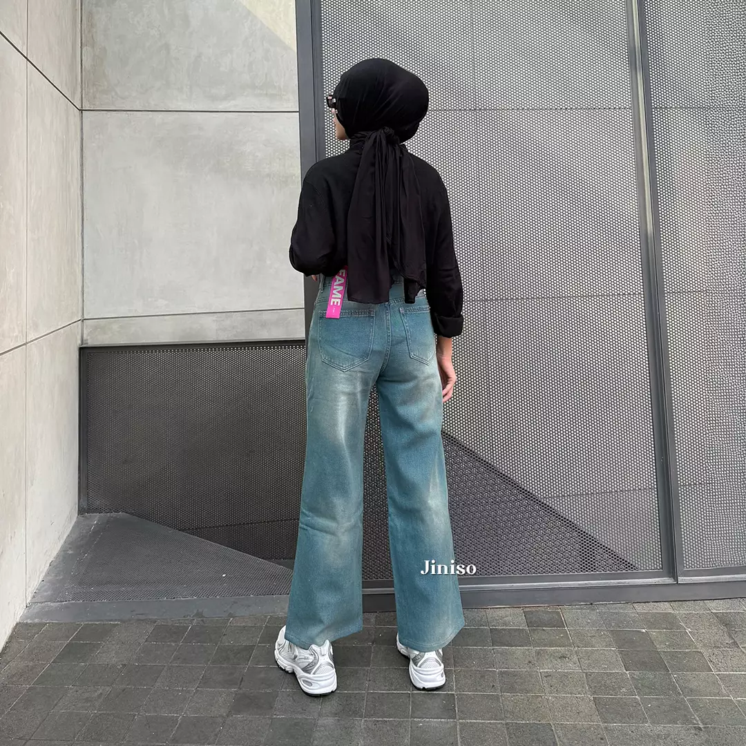 Petite Highwaist Baggy Jeans 162 FAME