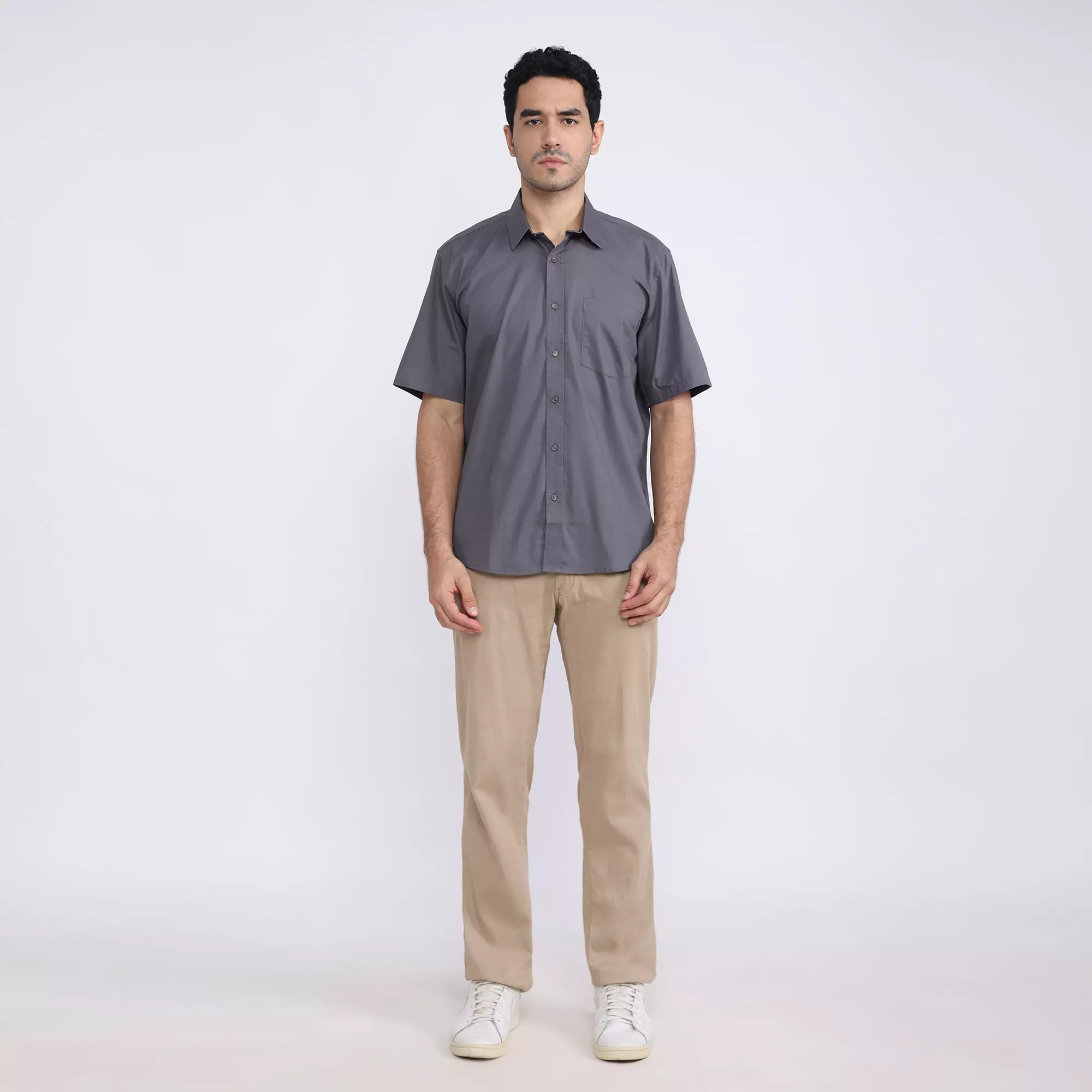 LARUSSO Kemeja Big Size Poplin Slim Fit Pria Lengan Pendek - Grey