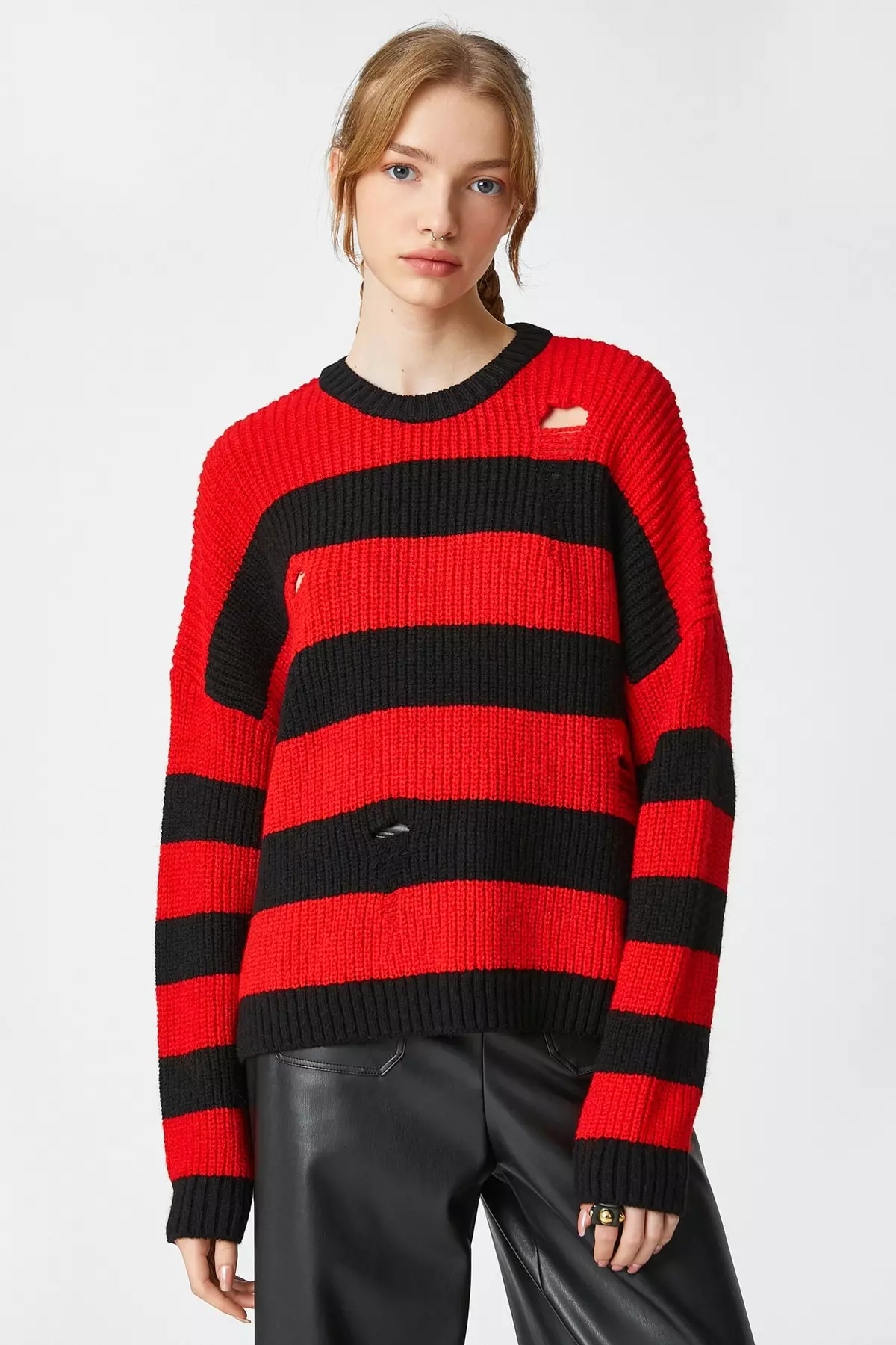 Red and black discount striped sweater women's