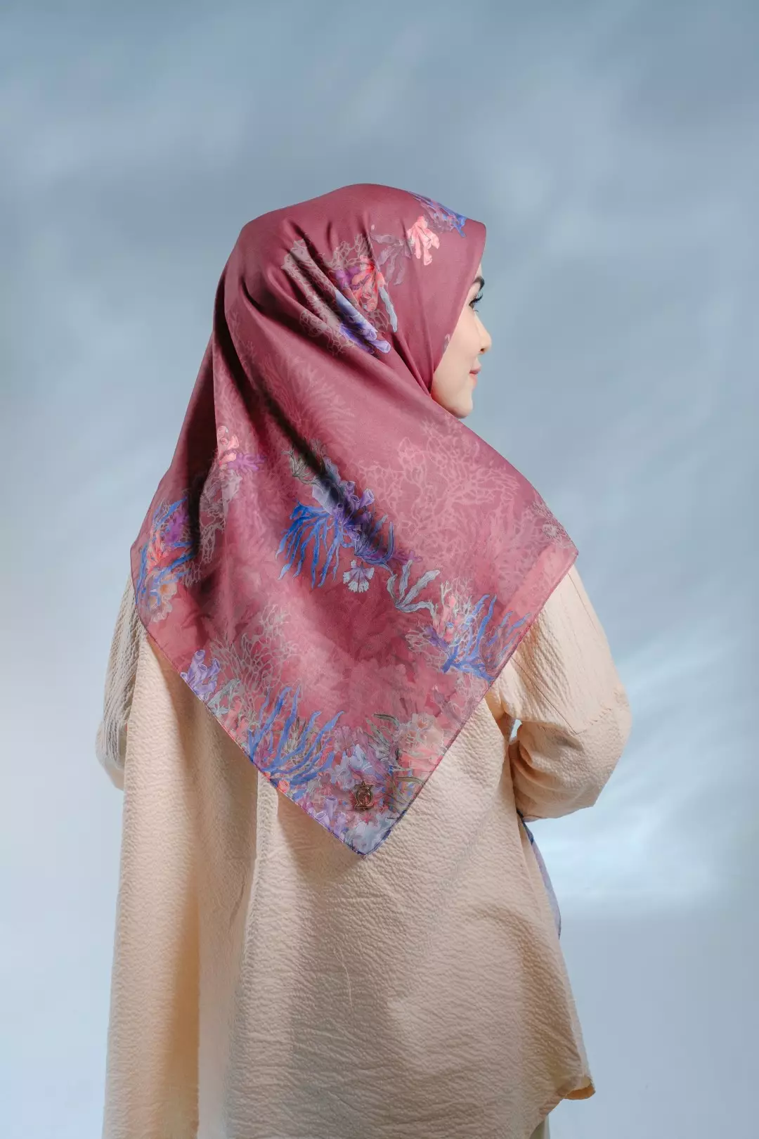 PELAGIA Scarf Rose Red - Kerudung Hijab Segiempat Motif With BOX - Bahan Nesla - Ukuran 115x115