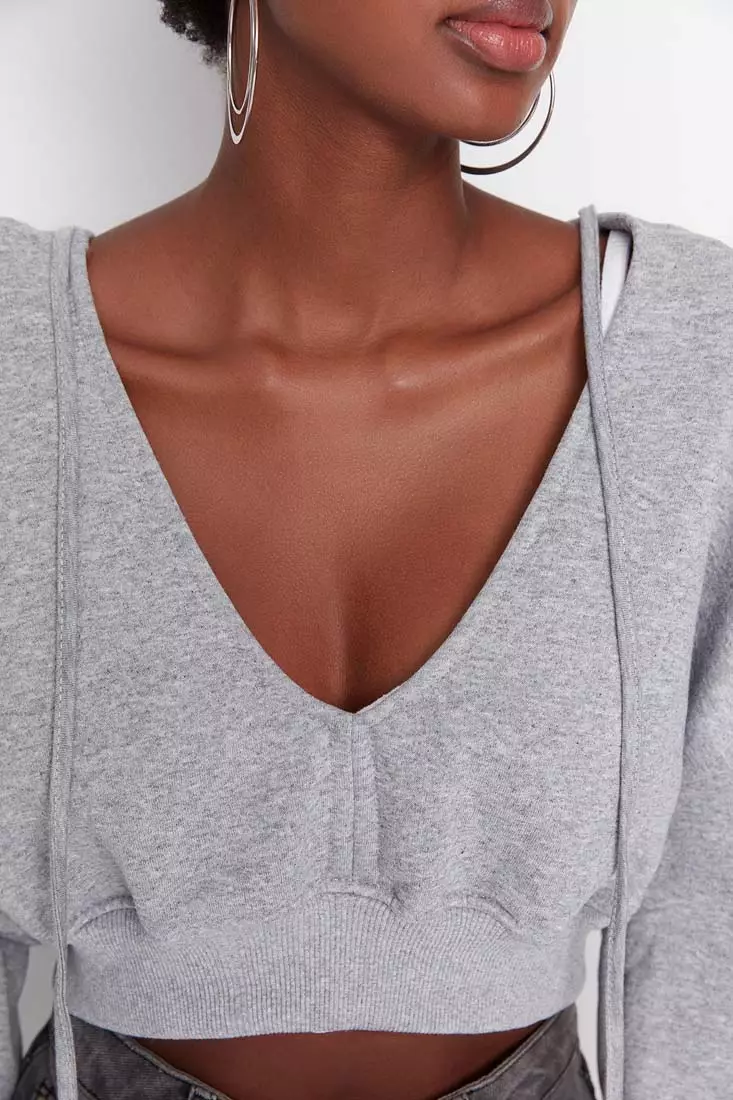 Hooded Crop Sweatshirt