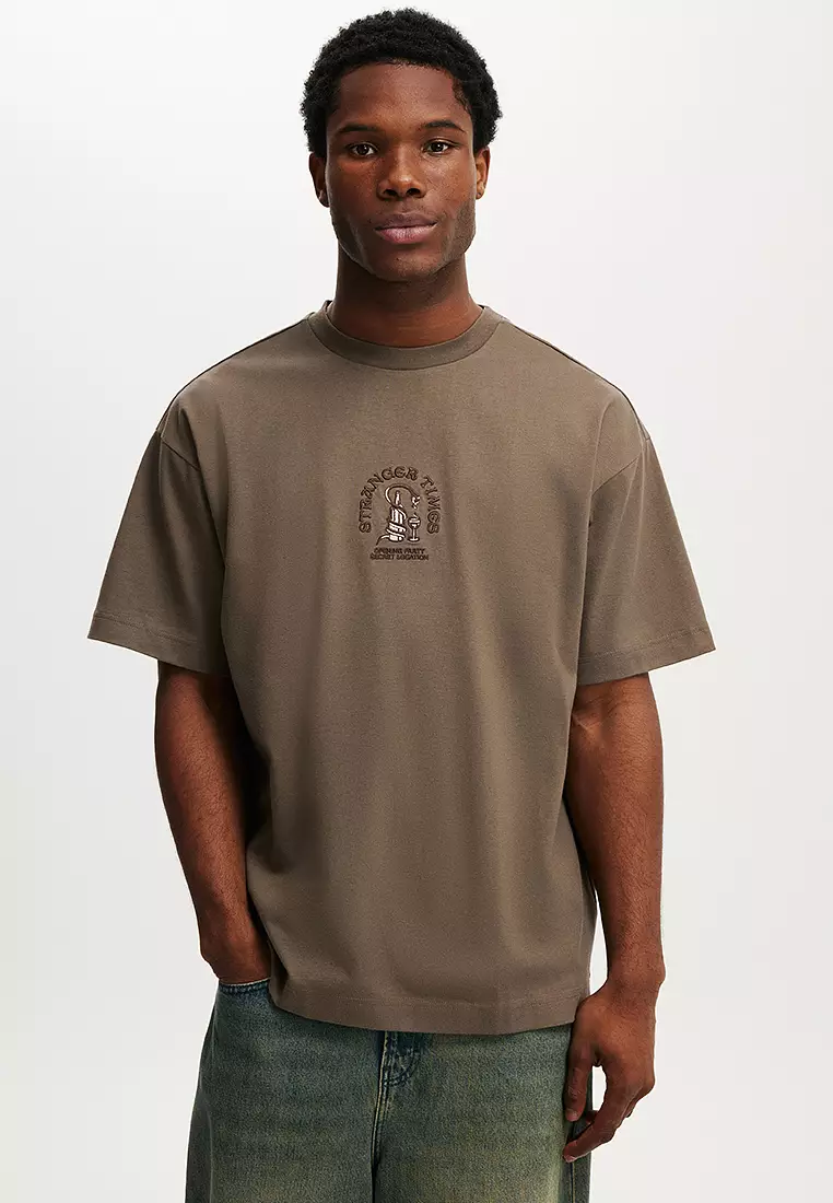 Box Fit Graphic T-Shirt