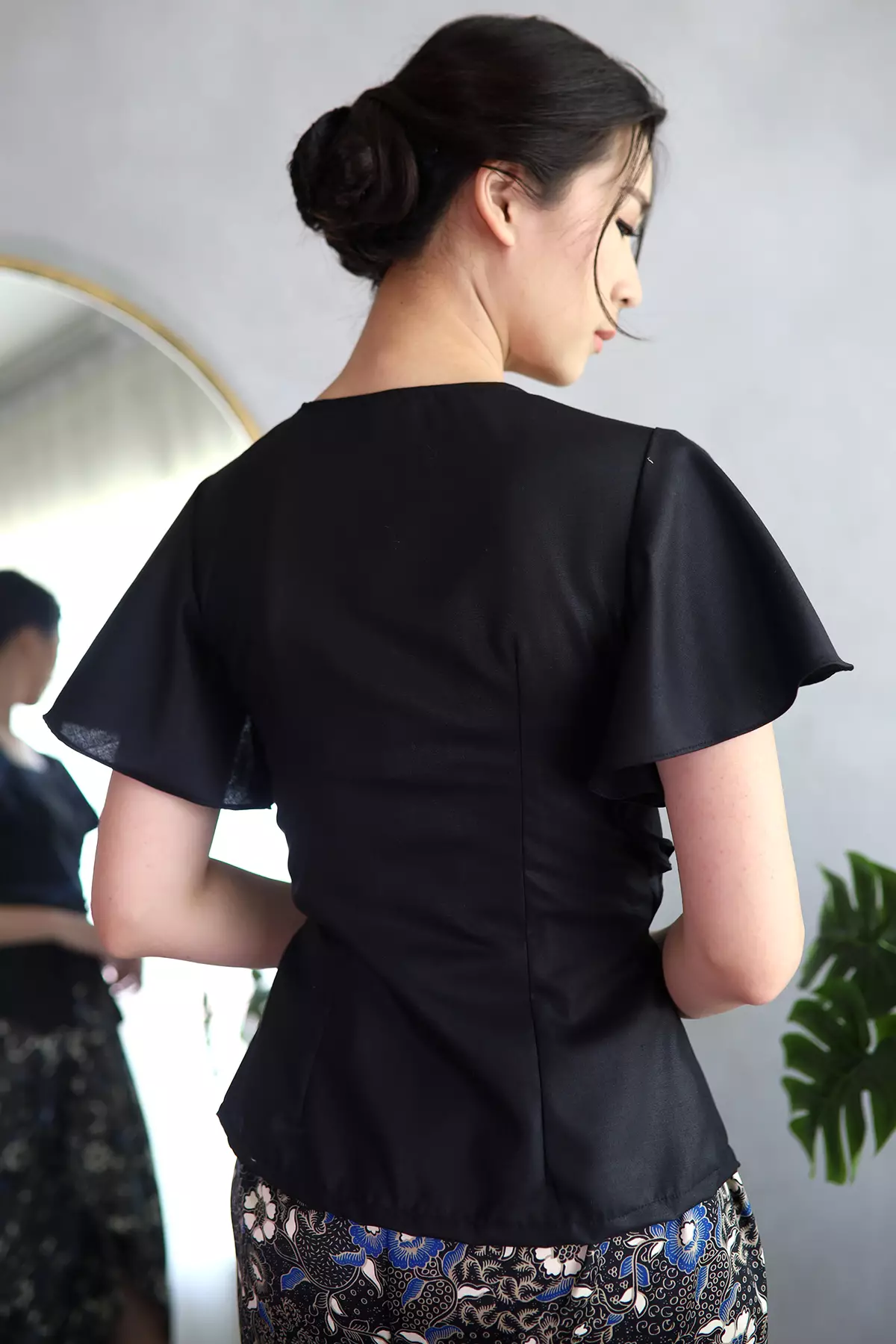 Soraya Dainty Black Kebaya