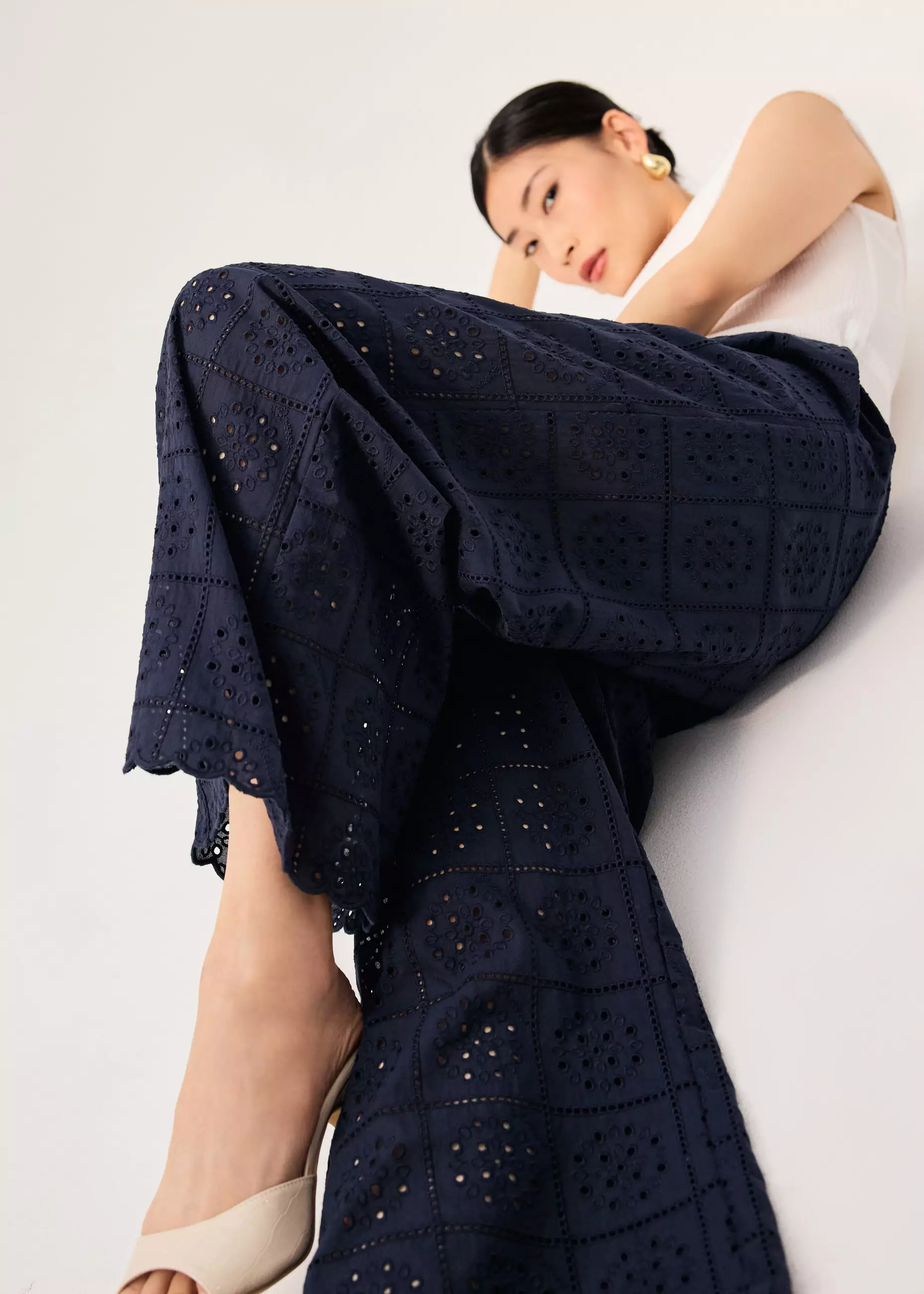 Celana Panjang Wanita - Elastic Cotton Broderie Mid Waist Straight Leg Pants