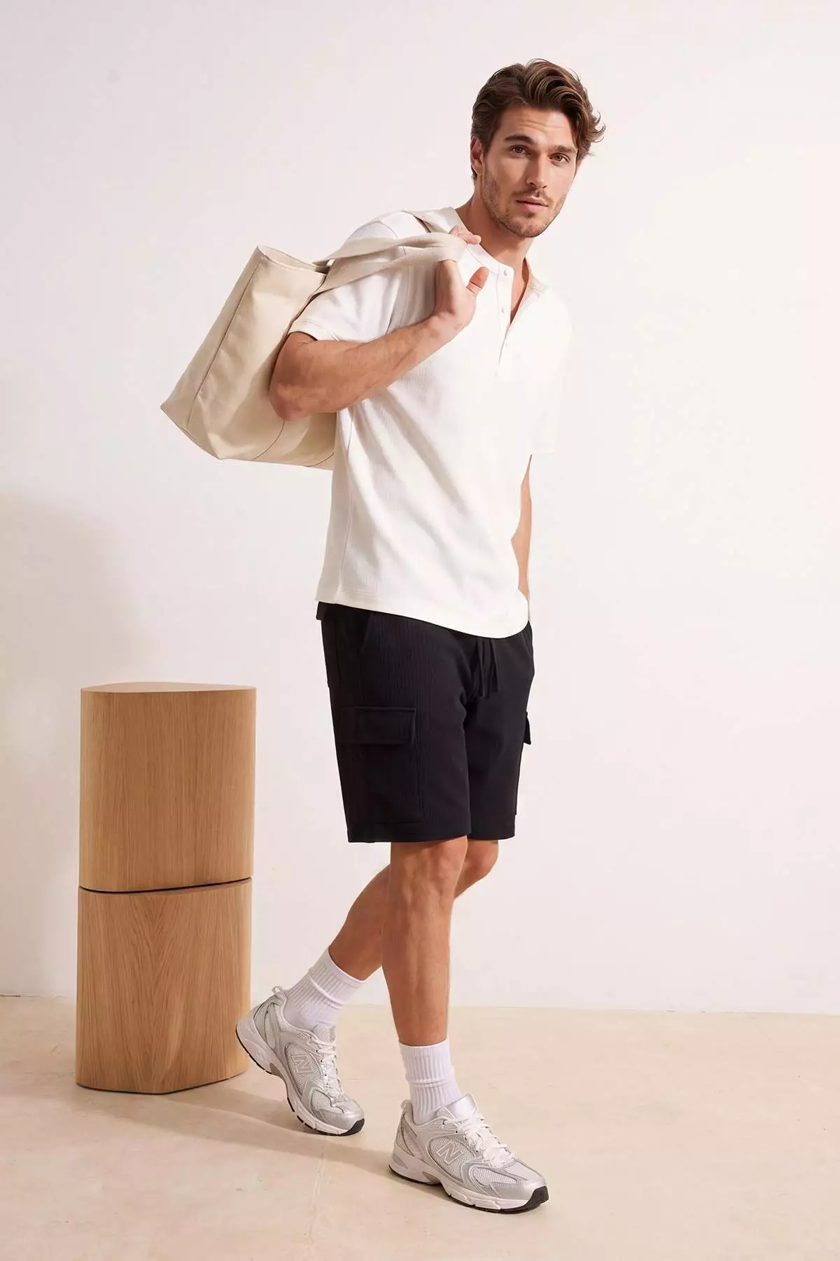 Black Regular Fit Cargo Pocket Pack Shorts & Bermuda Tmnss26Sr00021