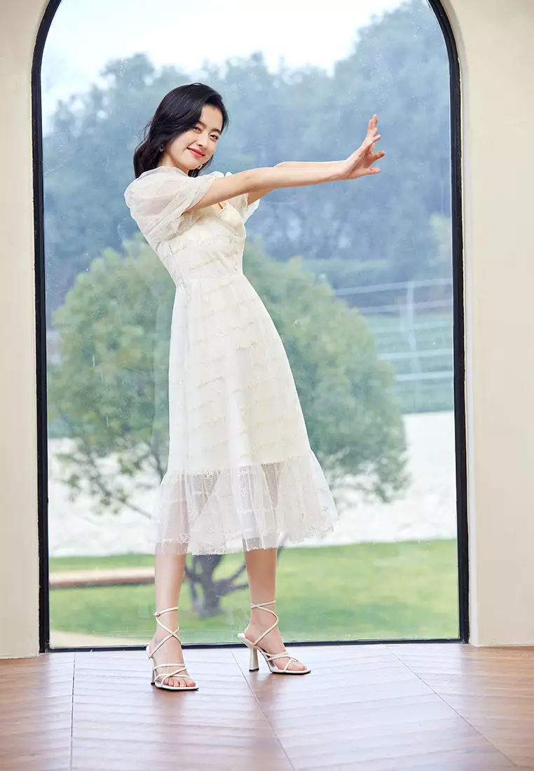 Puff Sleeve Square Neck Embroidery Midi Dress