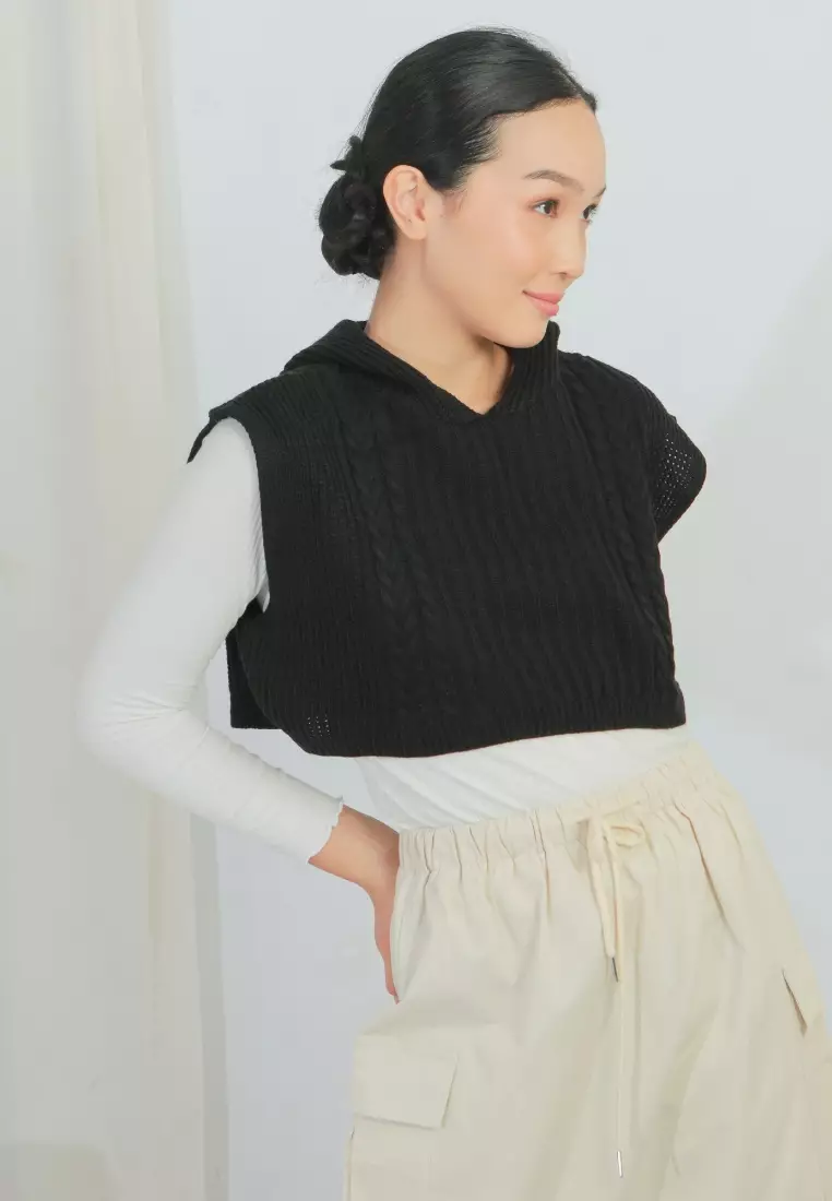 Chylla Knit Blouse in Black