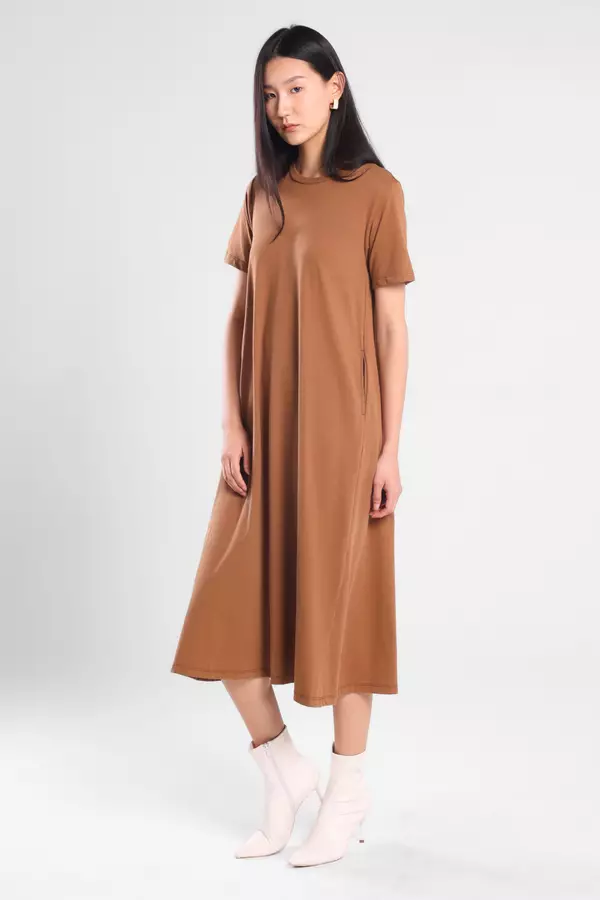 Minimal - Amyra - Dress Knit A Line - Dark Brown Warna Brown