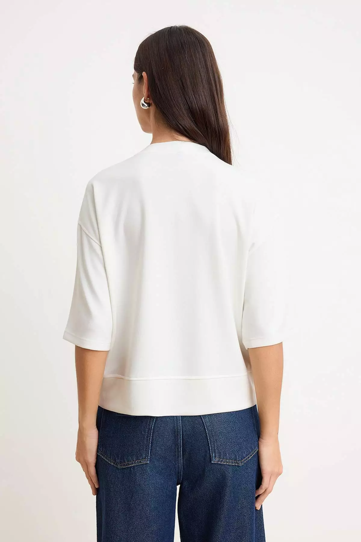 Ecru Oversized /Wide Fit Low Sleeve Three Quarter Soft Touch Knitted T-Shirt Twoss26Ts182