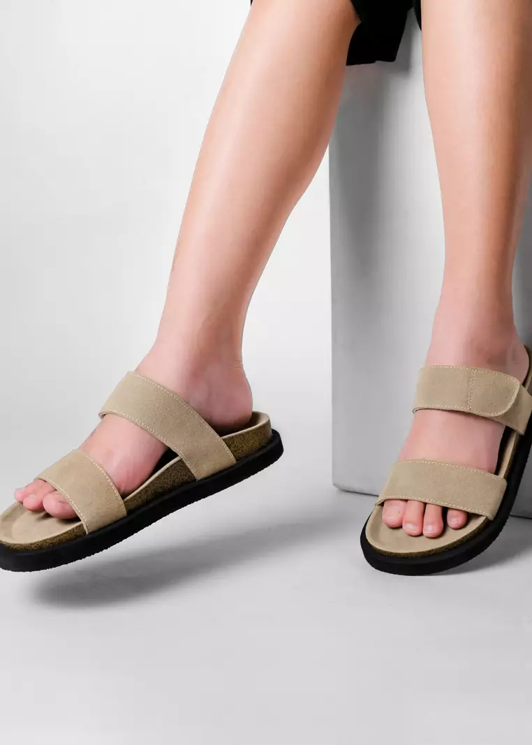 Pamole Sandal Wanita Kekinian Sendal Flat Wanita Sendal Wanita - Asta Series - Cream