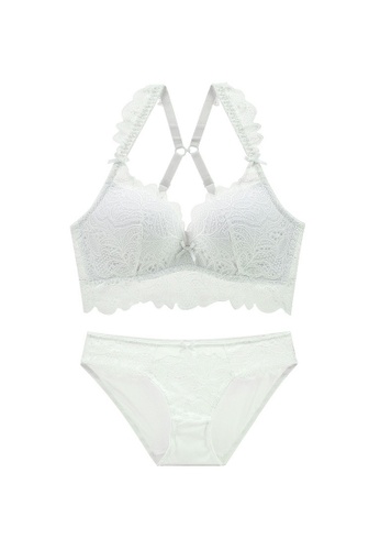 W.Excellence white Premium White Lace Lingerie Set (Bra and Underwear) E43AAUSA1FDF41GS_1